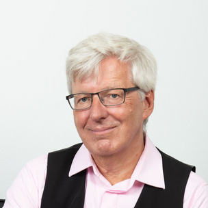 MMag. Peter Röck